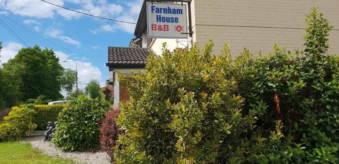 Farnham House Bed & Breakfast Кейвън Екстериор снимка
