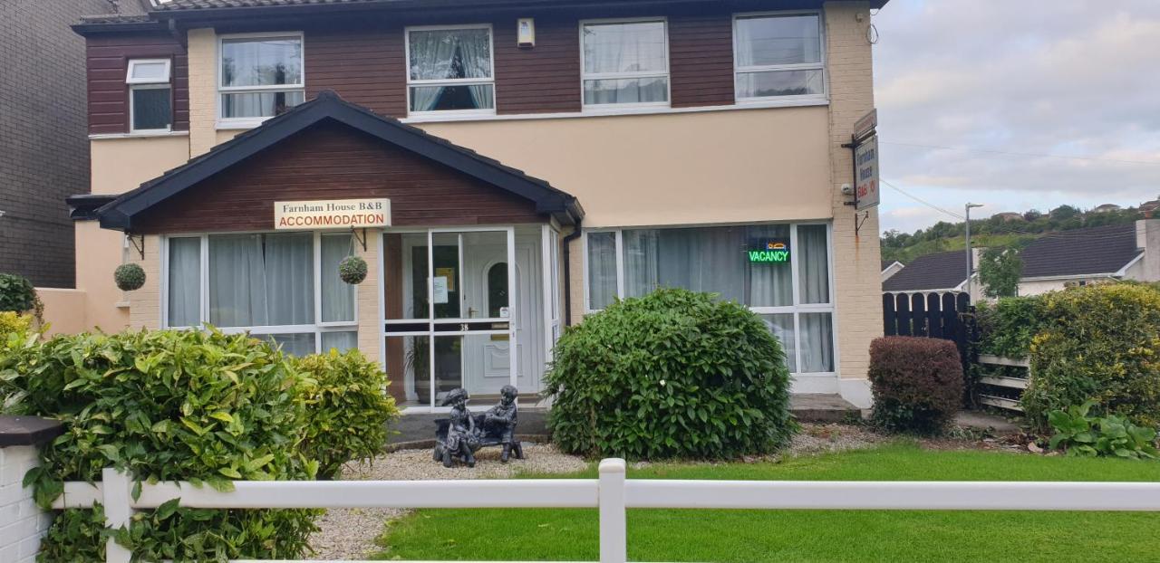 Farnham House Bed & Breakfast Кейвън Екстериор снимка