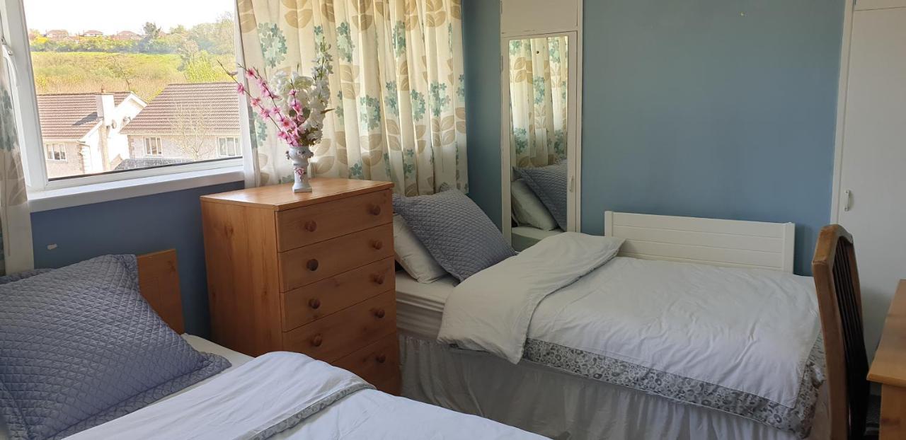 Farnham House Bed & Breakfast Кейвън Екстериор снимка